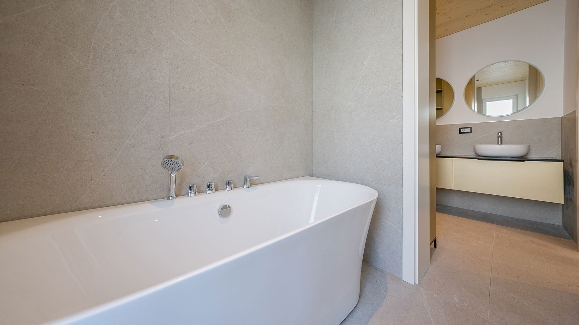 Aster Domo 4 Bedroom interior — view 5